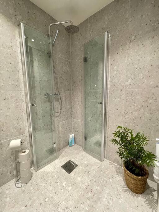 Modern And Cozy Studio Apartment In Central Oslo Exterior foto